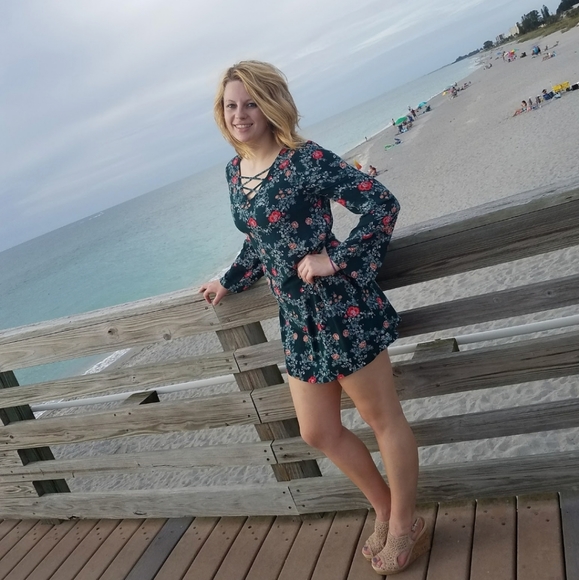 Welcome to My Closet! - Picture 3 of 5